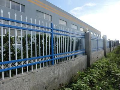 四横杠锌钢护栏