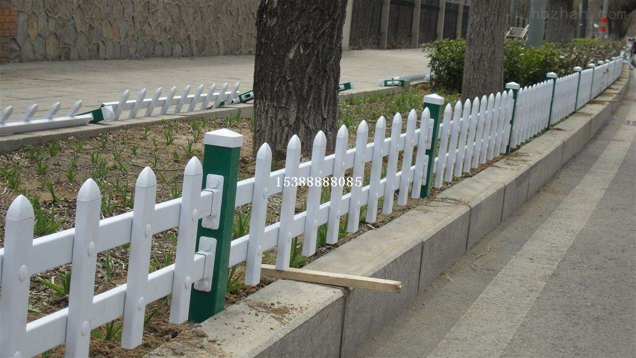 PVC护栏网