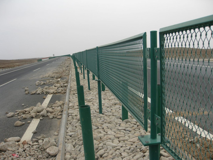 公路护栏网